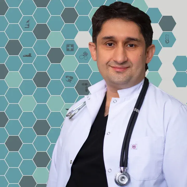 Yunis Həsənov, Ürək damar cərrahı
